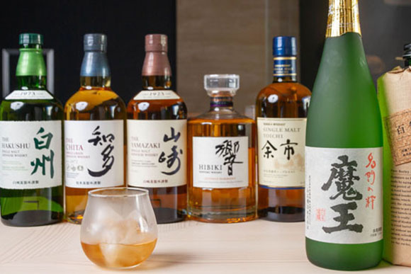 地元の酒屋から厳選！多彩な日本酒や焼酎など自慢の一杯